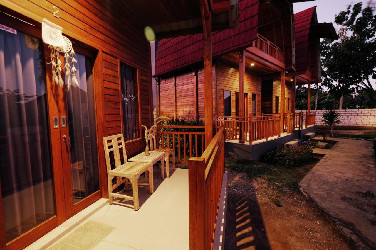 Adara Beach Huts Batununggul المظهر الخارجي الصورة