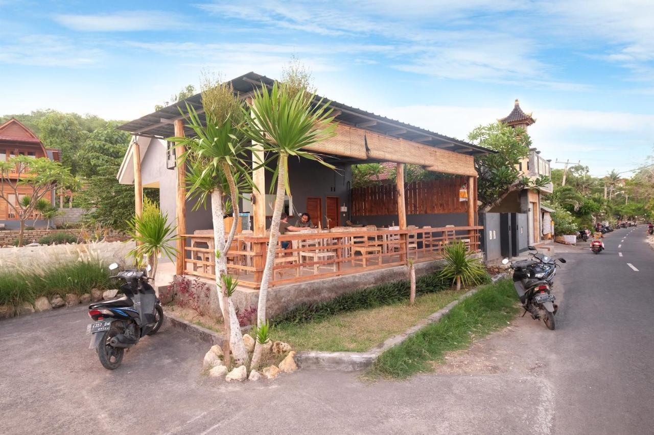 Adara Beach Huts Batununggul المظهر الخارجي الصورة